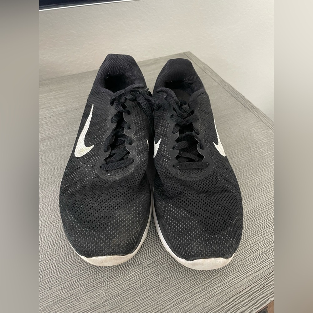 USED/ Wmns In-Season TR 6 'Black' size 7